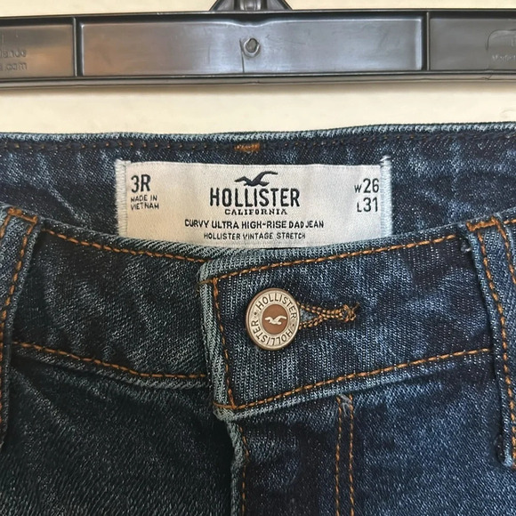 Hollister Curvy Ultra High Rise Dad Jean - Destroyed Dark Wash - Picture 3 of 3